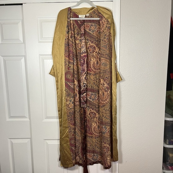 Vintage 1990s Victorias Secret Gold Label Silk Robe Lingerie - Picture 4 of 15